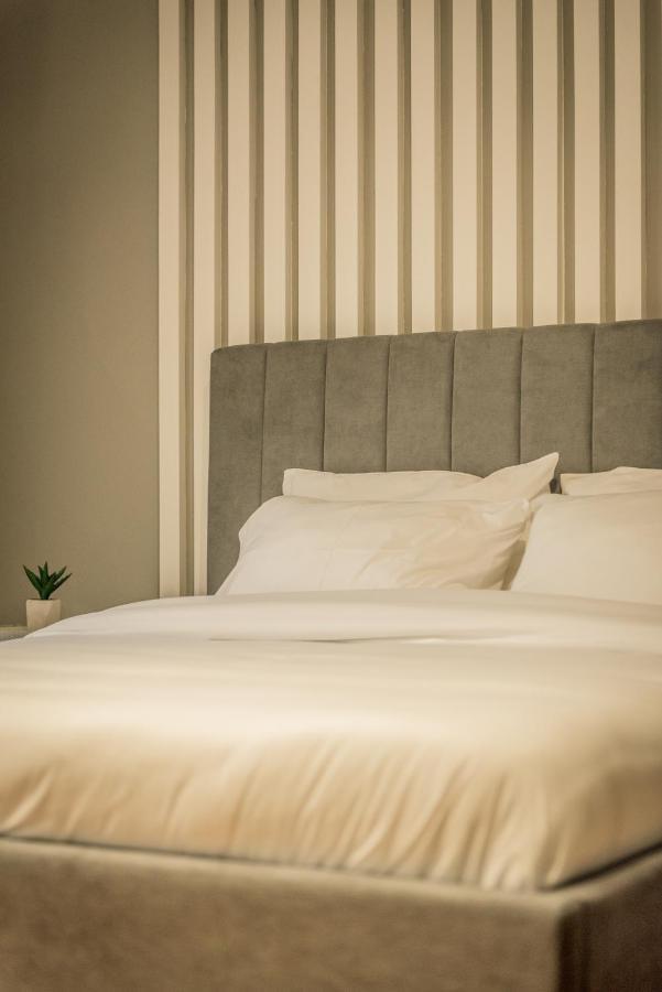Hermes Apartment On Aristotelous Midas Home Tesalonika Bagian luar foto